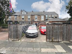 Photo 7- click for photo gallery